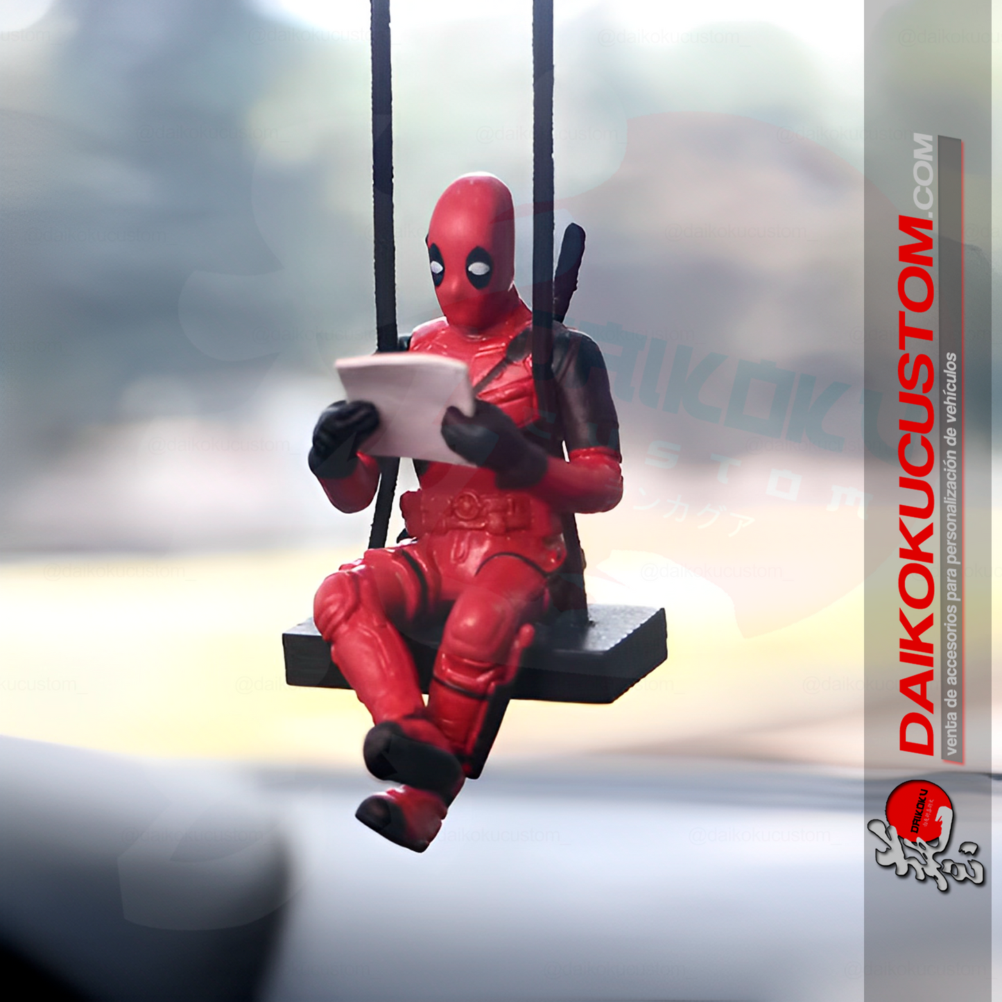 Adorno Decorativo Espejo Retrovisor Deadpool Columpio 1