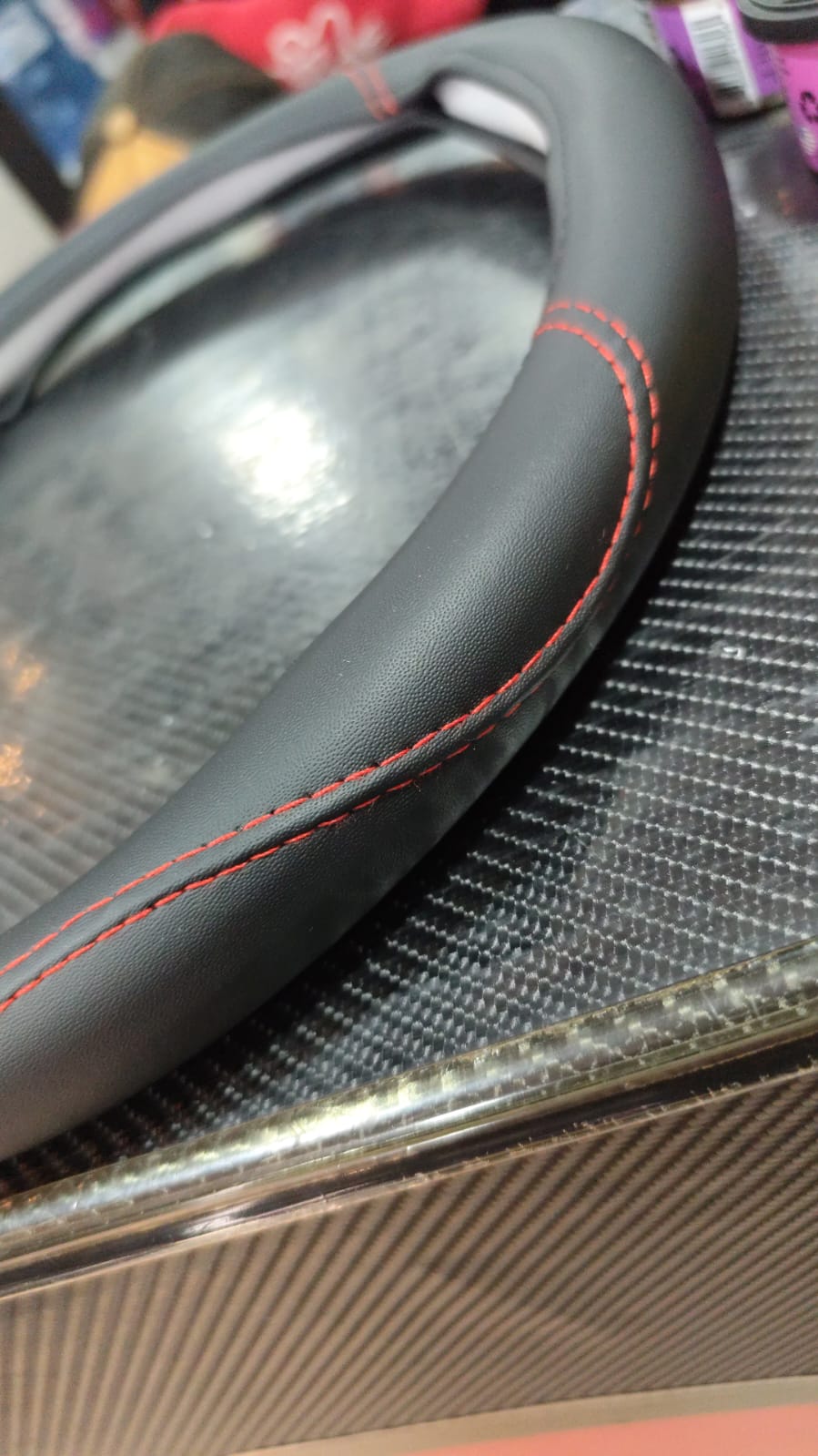Cubre Volante Generico Cuerina Rojo 0954