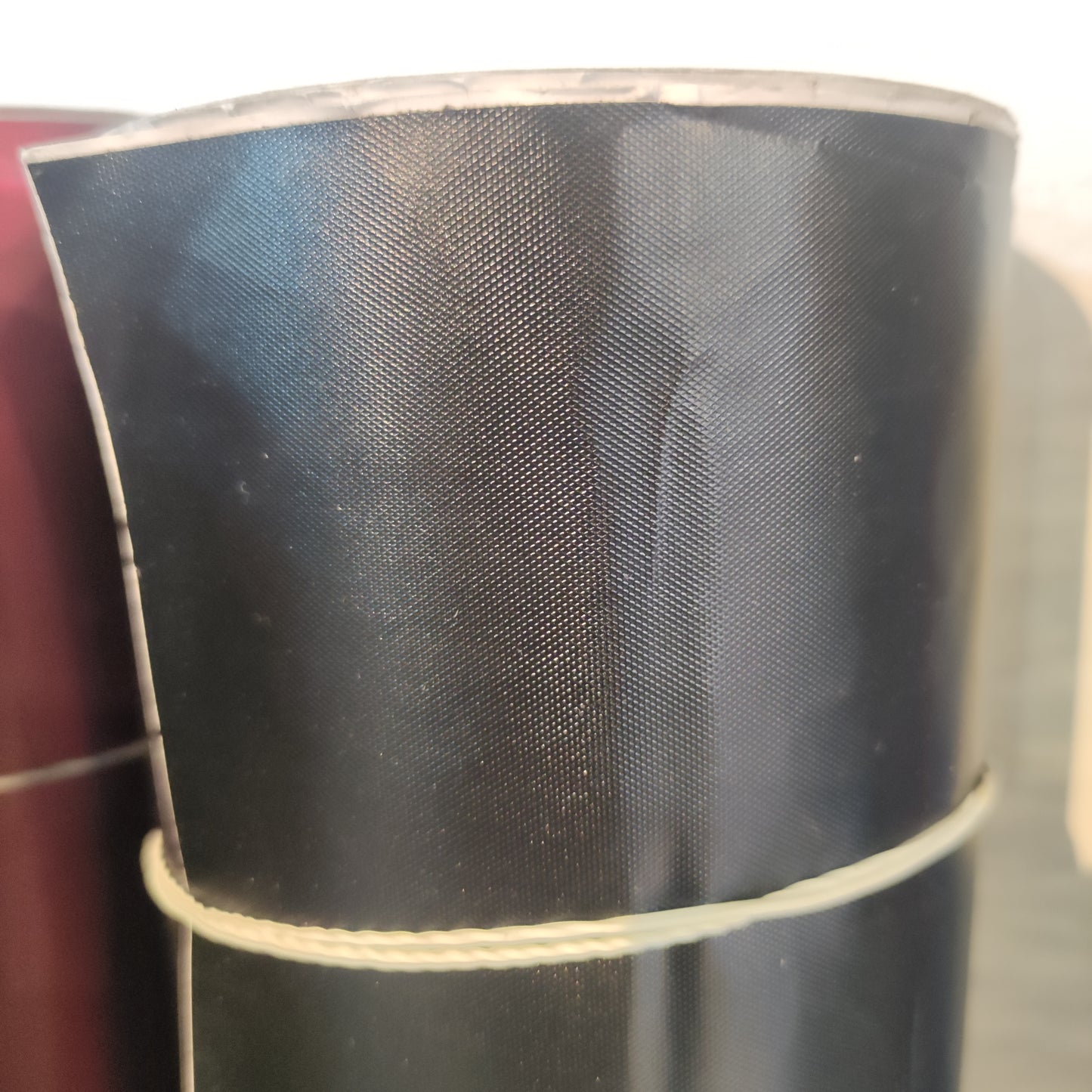 Vinilo Negro Texturizado 1.52mt x Metro Lineal