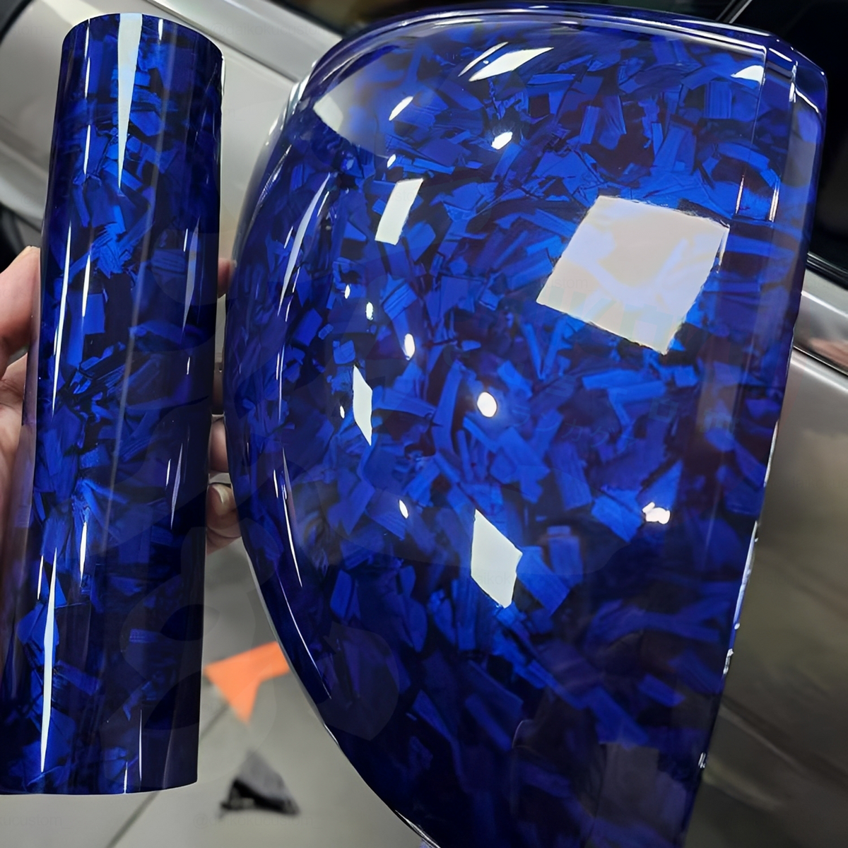 Vinilo Carbono Forjado Azul 1mt x 1.52mt Adhesivo
