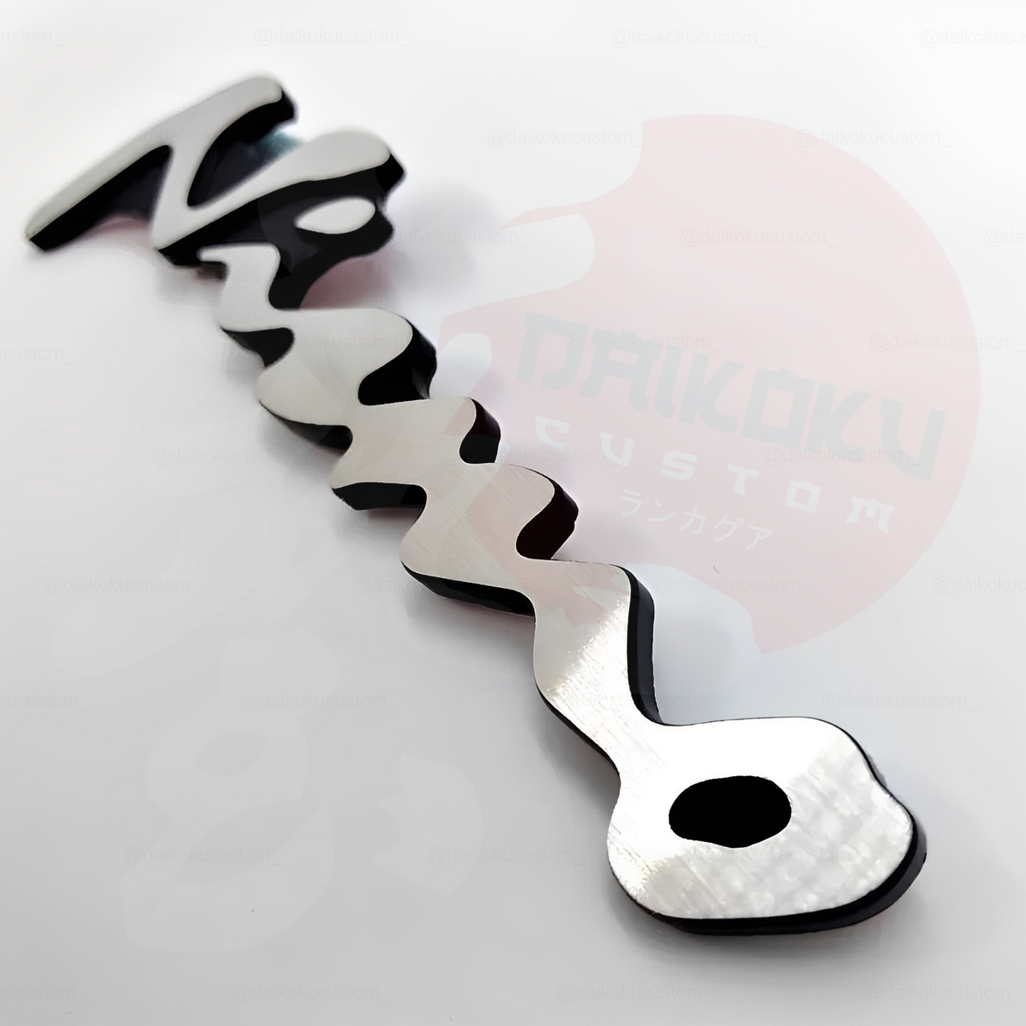 Emblema Adhesivo Nismo Gris Pro H34-51